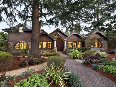 400 W Portola Ave, Los Altos, CA, 94022