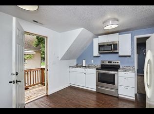 802 E Ashland Ave #B, Indianola, IA 50125
