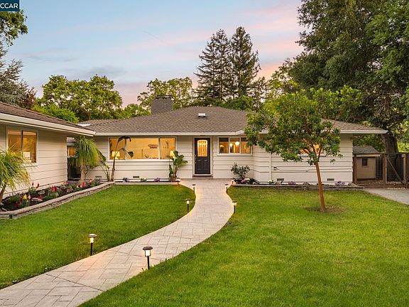 2nd image of 2002 Diablo Rd