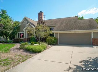 6750 Glen Hollow Dr SE, Caledonia, MI 49316