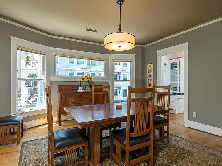 2161 SW Yamhill St #3 — Photo 8