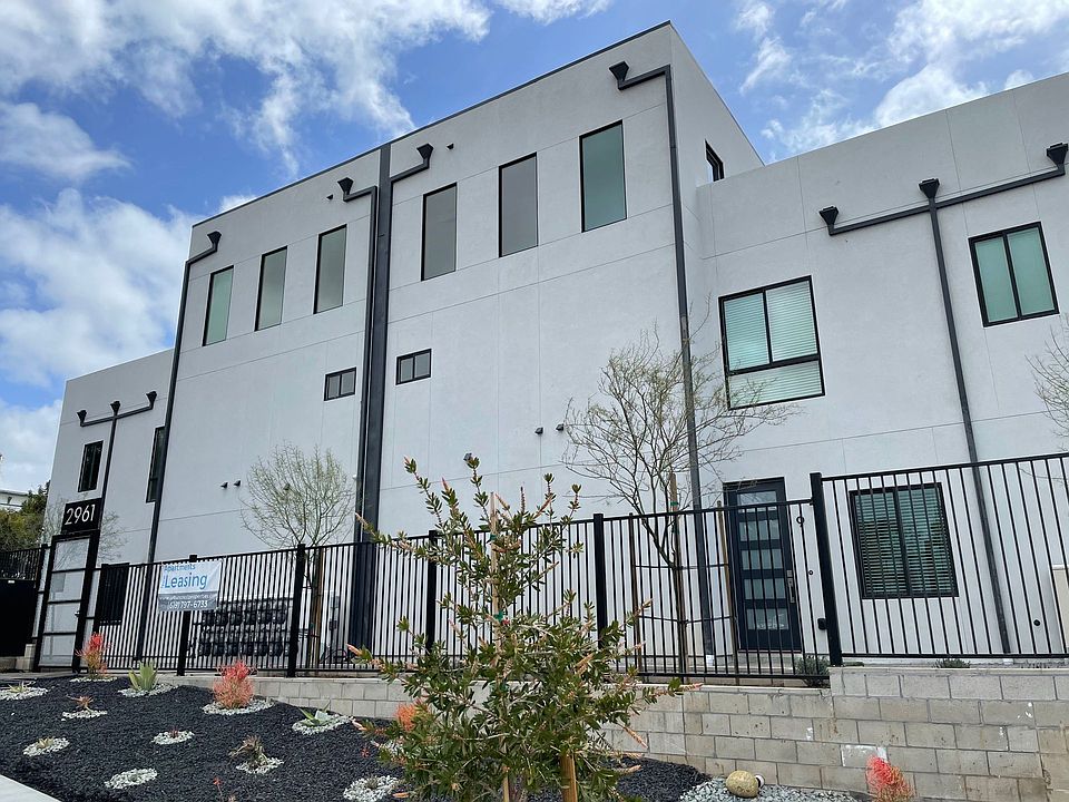 SDEZ5 - 2961 E Street - 2961 E St San Diego, CA | Zillow