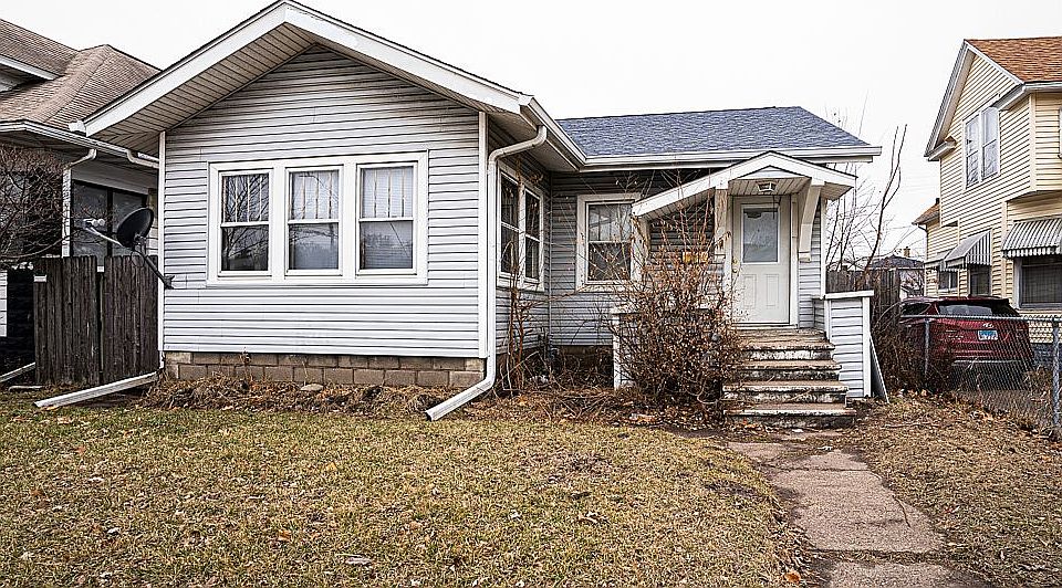 1st image of 1924 11th St