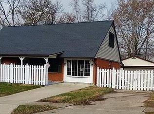 4865 Nelapark Dr, Dayton, OH 45424