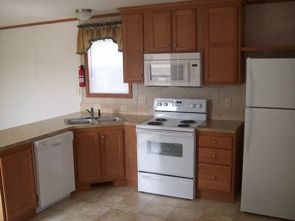 2nd image of 26 Nottingham Dr