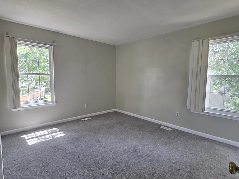 463 Wrenn Cir — Photo 7