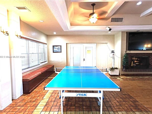 14616 SW 142nd Ct, Miami, FL 33186