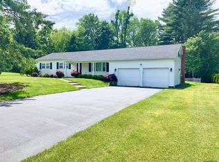 46 Valencia Ln, Clifton Park, NY 12065