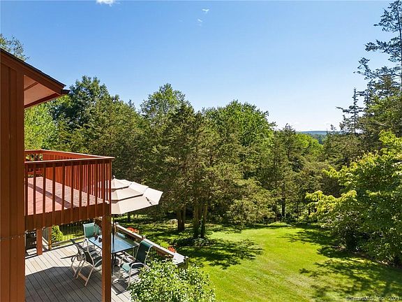 2nd image of 3 Juniper Dr