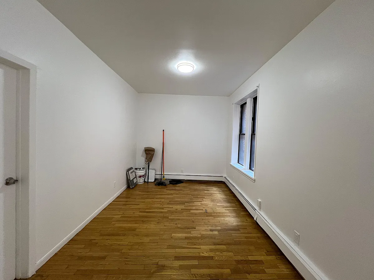 Building Photo - 200 Clinton Ave #24E