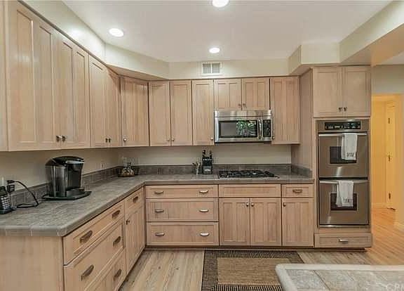 2nd image of 335 E Marshall Pl