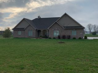 121 Homestead Ct, Moro, IL 62067
