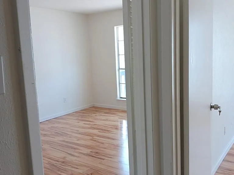 12888 Montfort Dr #F — Photo 11