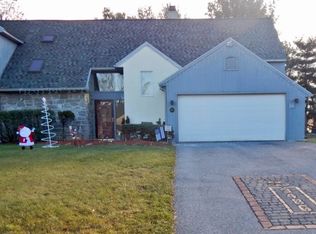 3486 Dawn View Dr, Lancaster, PA 17601