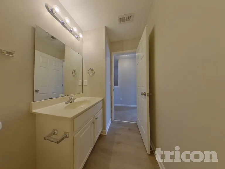 430 Grand National Ln — Photo 9