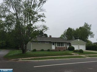 716 Indiana Ave W, Gilbert, MN 55741