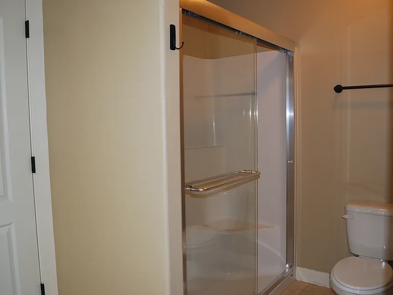 9706 NE 75th Way — Photo 12
