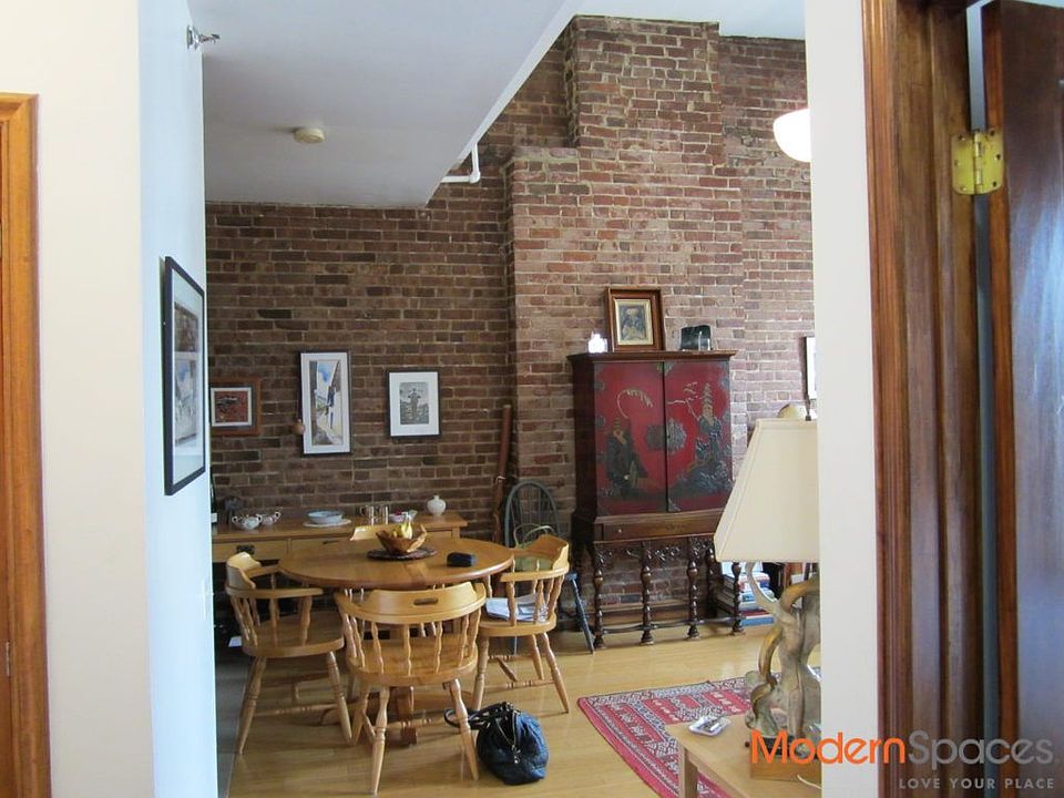 1st image of 4730 Vernon Blvd APT 3F