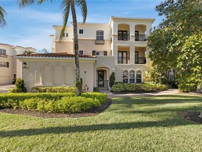 2863 Tiburon Blvd E APT 102, Naples, FL, 34109