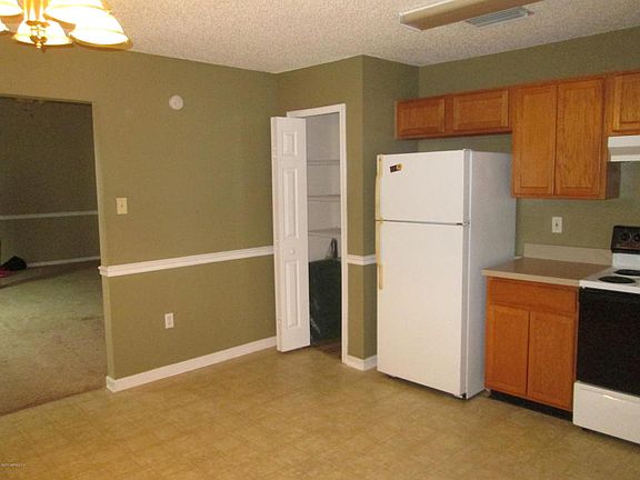 5th image of 4259 Jillian Dr