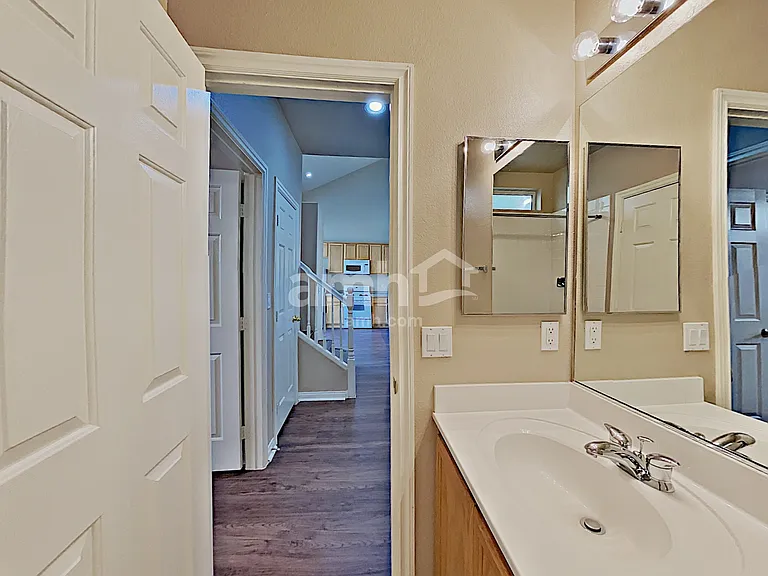6060 Glowing Cottage Ct — Photo 12