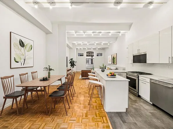 310 E 46th St APT 4E, New York, NY 10017
