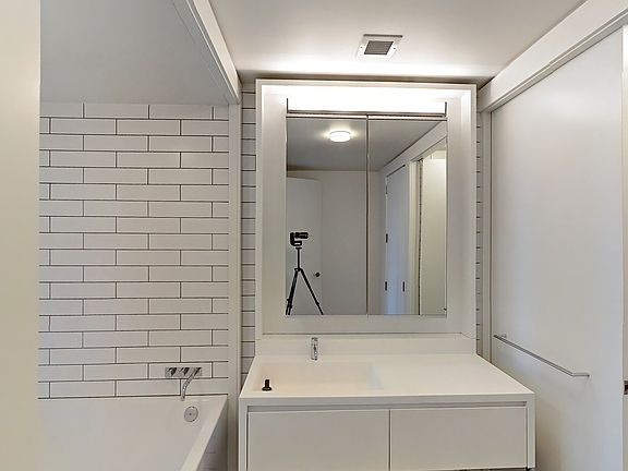 5th image of 15 William St APT 16B