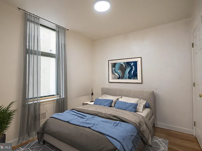 718 N 16th St #3 — Photo 10