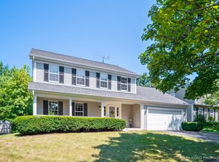 1706 Jeanette Ave, St Charles, IL