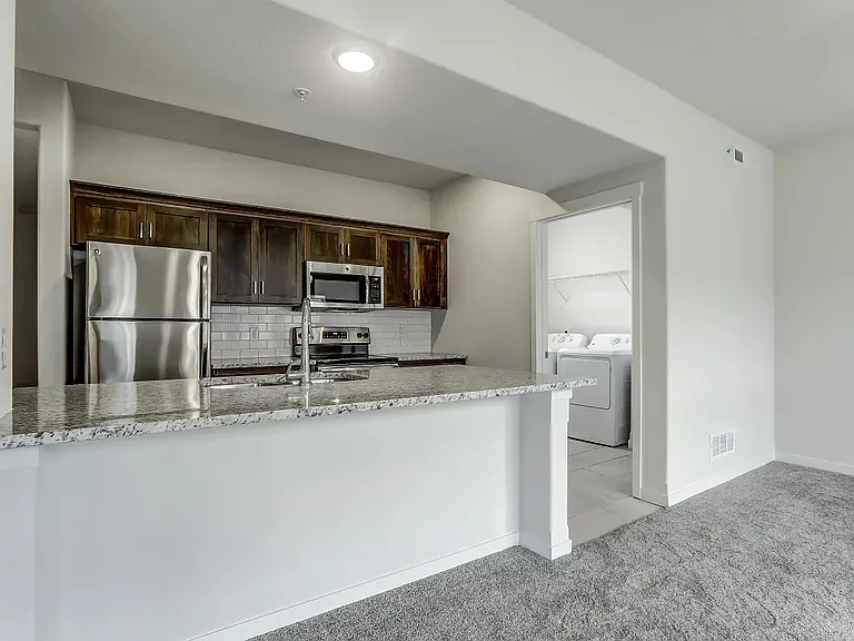 West End Apartments — Photo 21