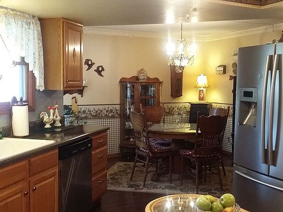 Dining room 14 by 14