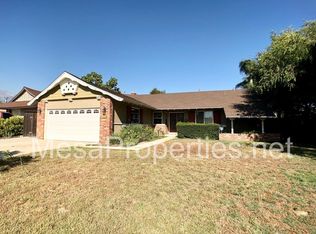 872 Magnolia Ave, Upland, CA 91786