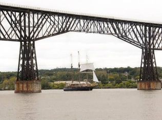 6 Elbow Ln, Lloyd, NY 12528