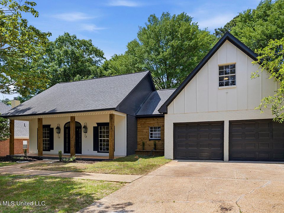 1st image of 417 Forest Ln