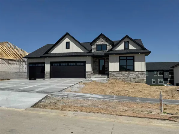 616 Rock Ridge Rd, Tiffin, IA 52340