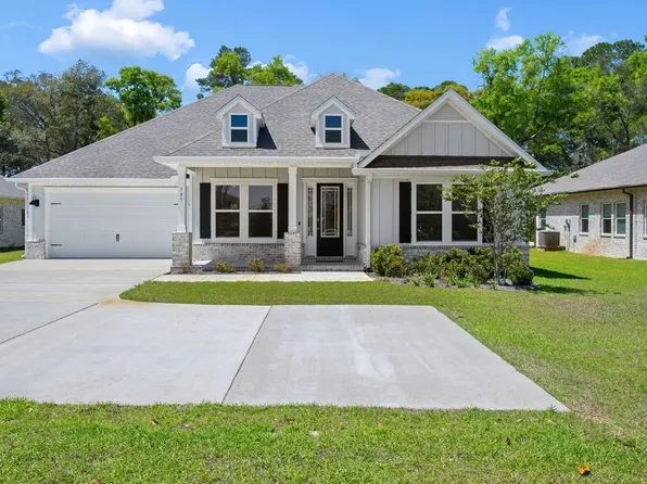 785 Old Ferry Rd, Pt Washington, FL 32459