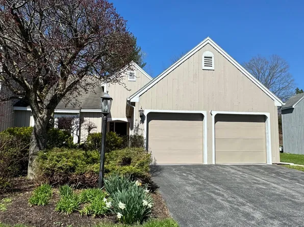 5 Greystone Drive, Voorheesville, NY 12186
