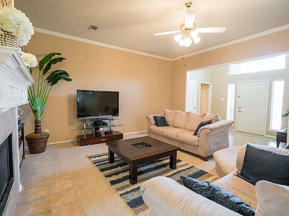 3rd image of 2610 Sylvan Dr