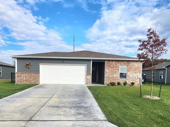 1704 Casey, Newton, KS 67114