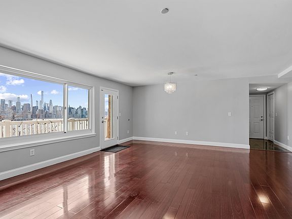 4th image of 7400 Boulevard East APT 3C
