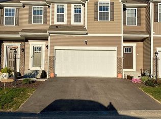188 Lockheed Dr, Coraopolis, PA 15108
