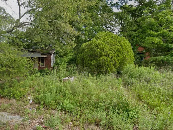 1406 Dansby St, Jackson, MS 39204