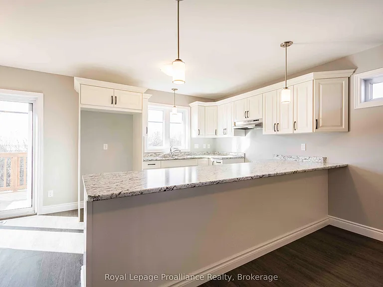 36 Rabbit Rd — Photo 6