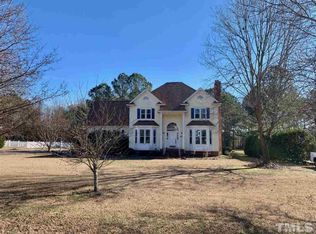 3229 Virginia Creeper Ln, Willow Spring, NC 27592