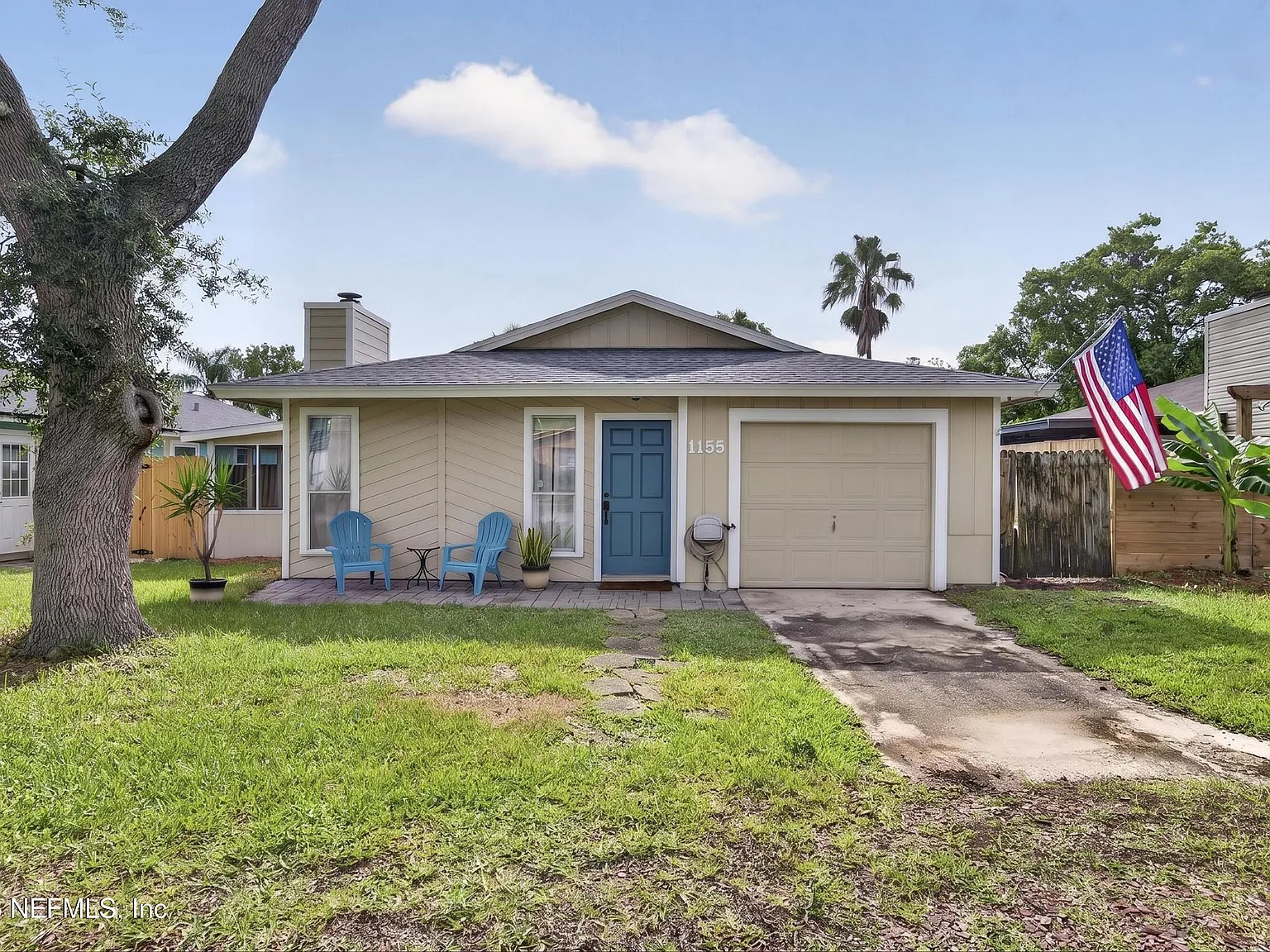 3 bed, 2.0 bath, 1266 sqft, $3,000 — Photo 1