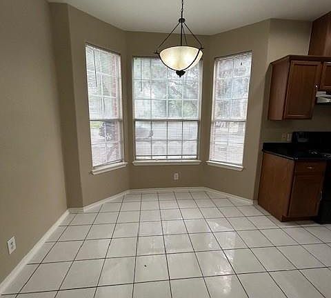 3rd image of 4510 Santa Inez St
