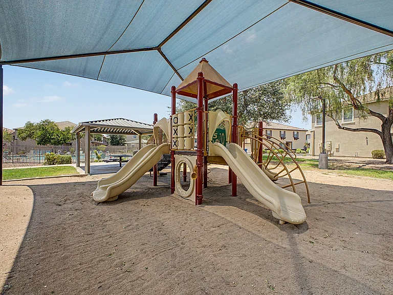 1250 S Rialto St #7 — Photo 31