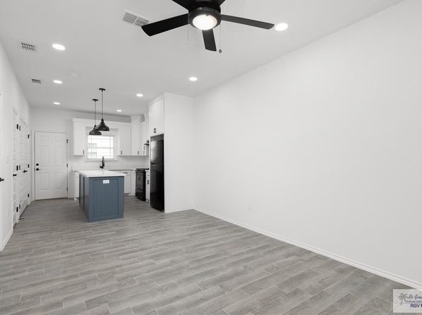 405 Lions Villa Ave #14