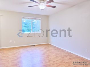 43 SW 206th Ave, Beaverton, OR 97006