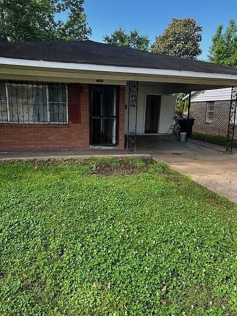 1st image of 1827 Hickory St